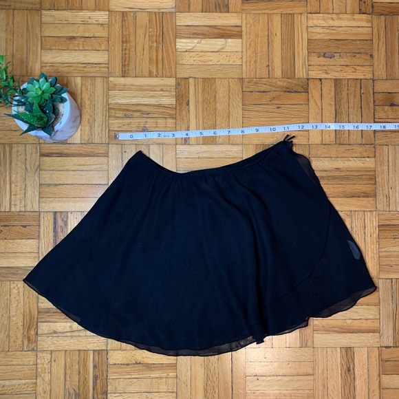 Lightweight Black Layered Black Ballet Dance Skirt - Picture 4 of 5